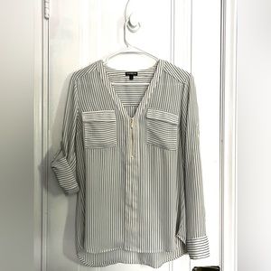 EXPRESS 1/4 ZIP WHITE/NAVY STRIPE PORTOFINO SHIRT - size Medium